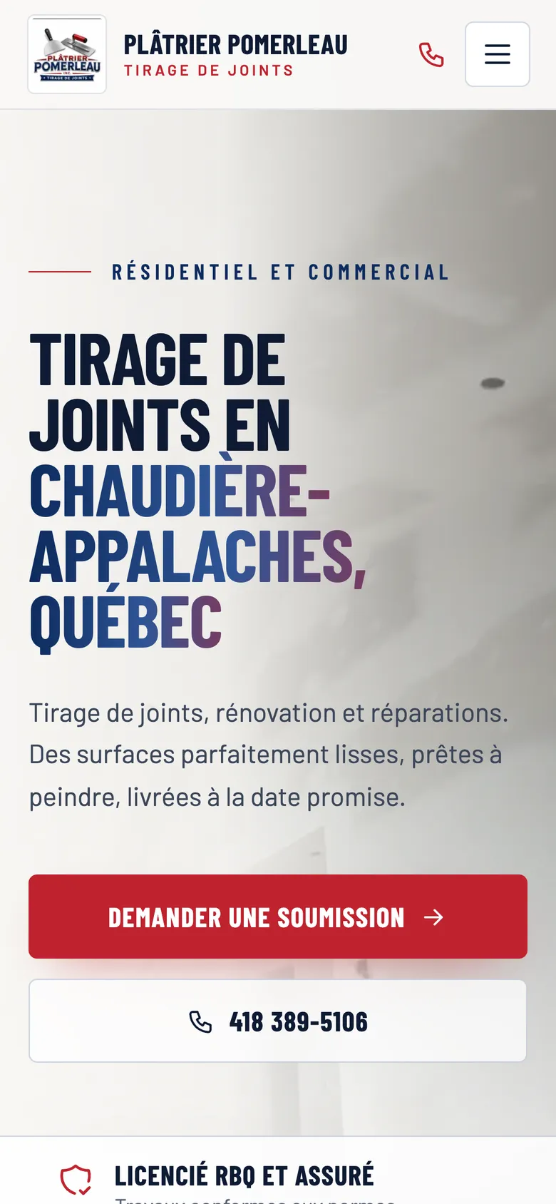 Le site sur téléphone, avec le titre entier et les boutons de soumission et d'appel pleine largeur.